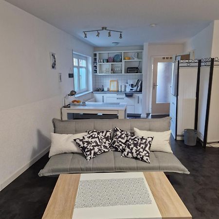 לייפציג Souterrain-Wohnung Mit Kostenlosem Stellplatz מראה חיצוני תמונה